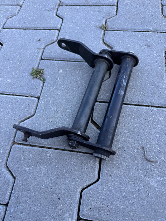piaggio 125/180 subframe swingarm gereviseerd 12 inch