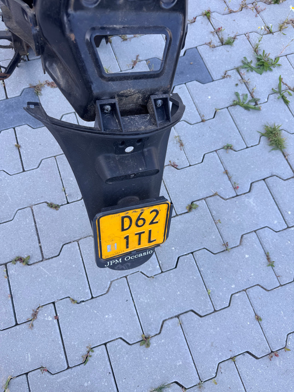 piaggio zip 2000 brom frame gele plaat - 2010