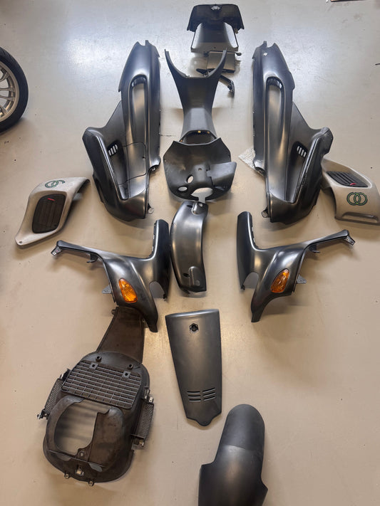 gilera runner kappenset binnen/buiten  compleet 50/125/180