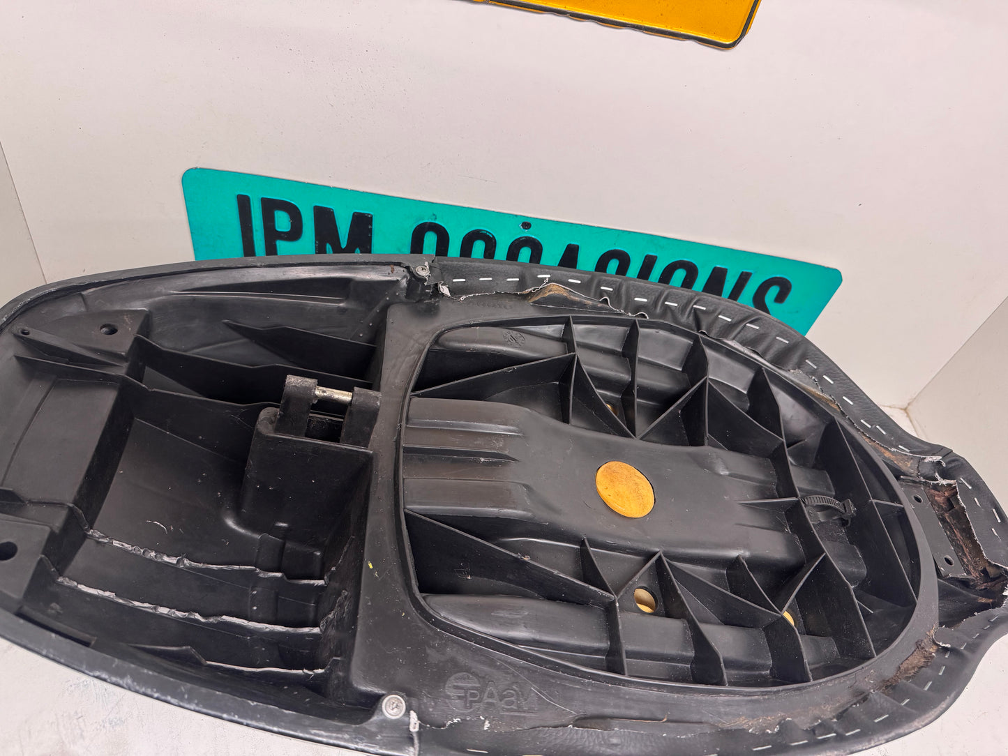 piaggio skr/quartz mono zadel (zeldzaam)