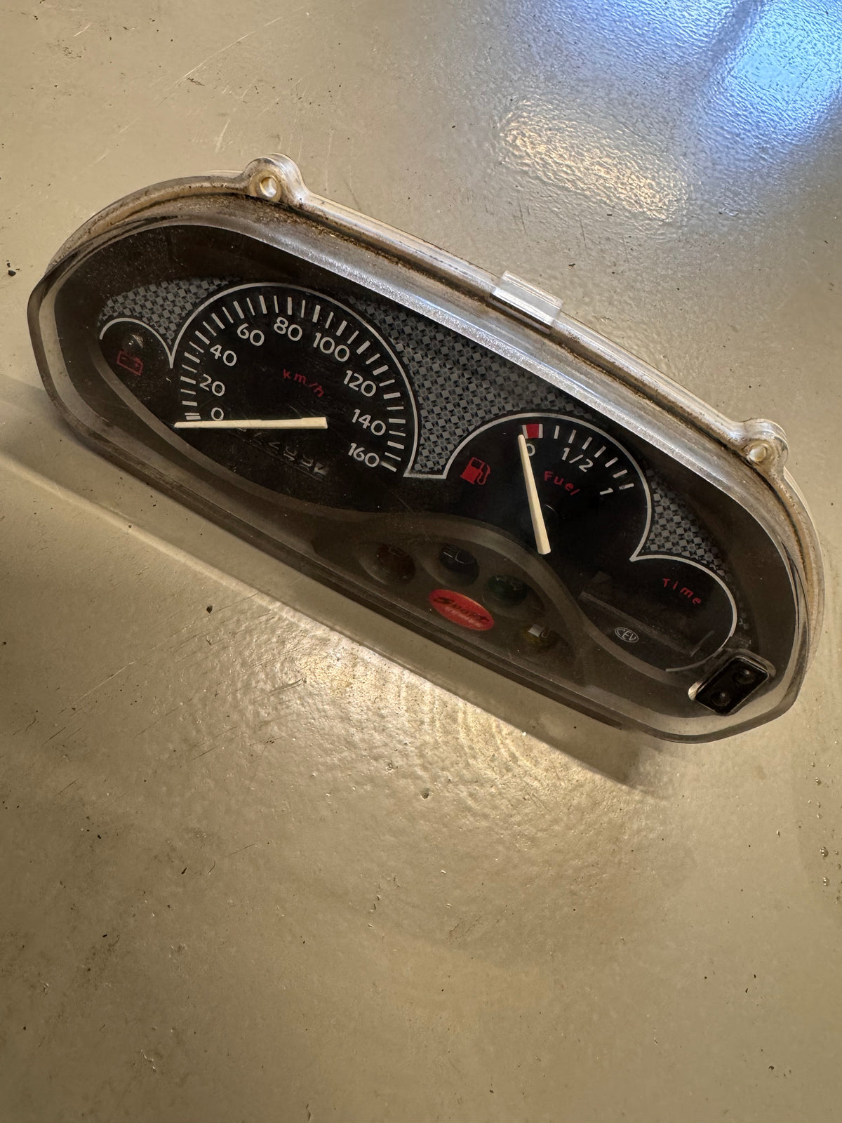 Typhoon 160 motorteller