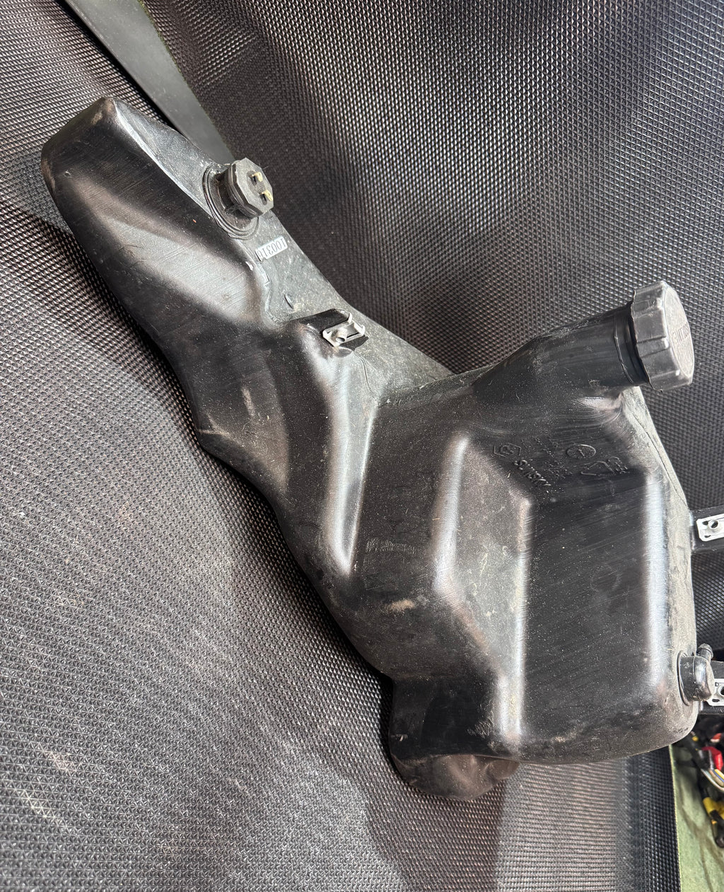 zip 4takt tank carburateur versie
