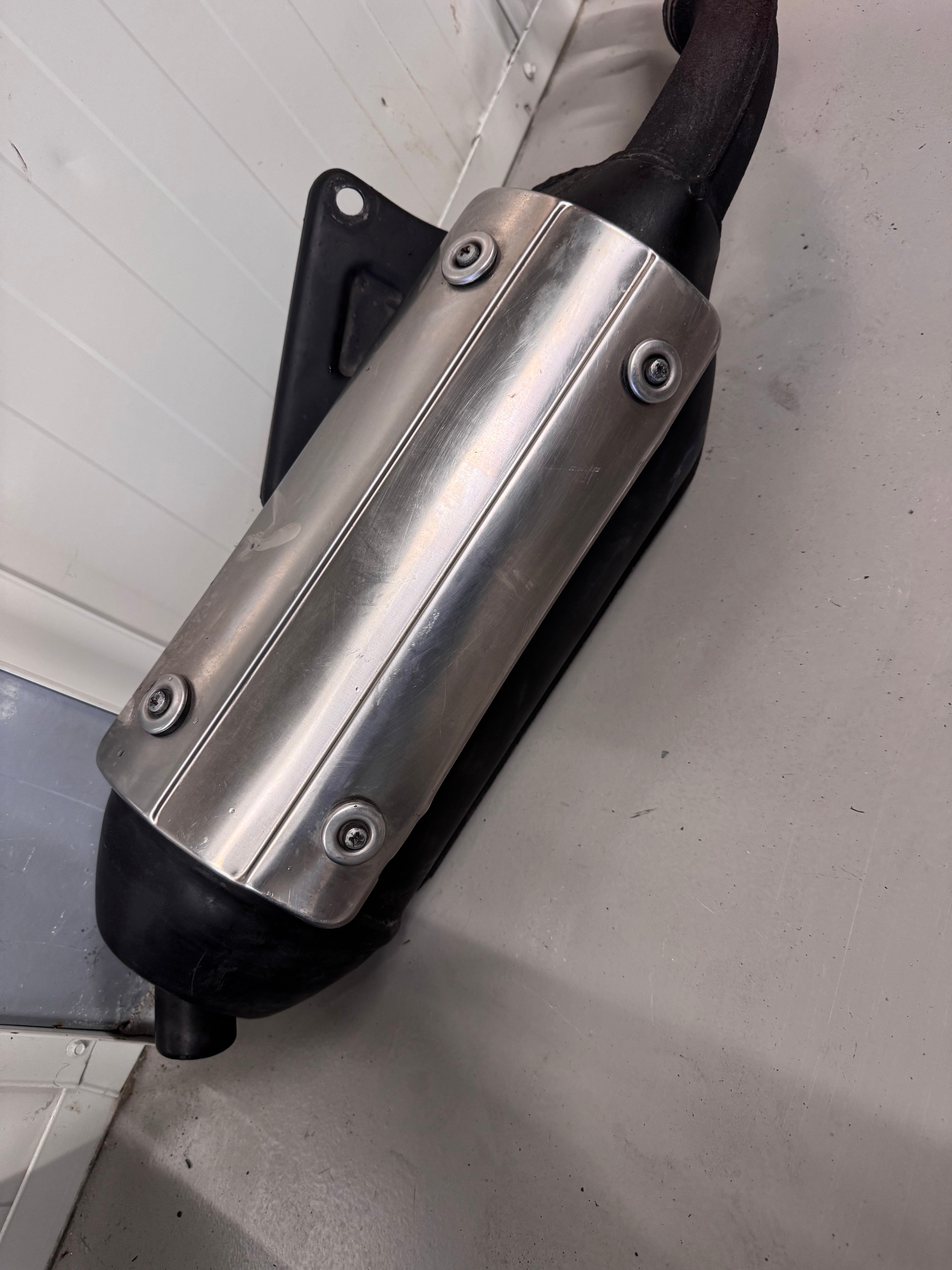 piaggio/gilera SM06 uitlaat 125cc/180cc
