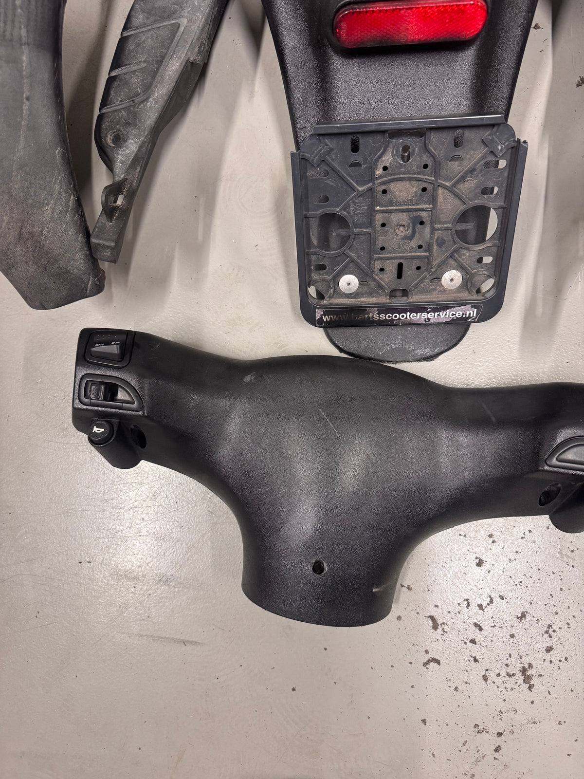 piaggio zip 2000 binnenkappenset compleet