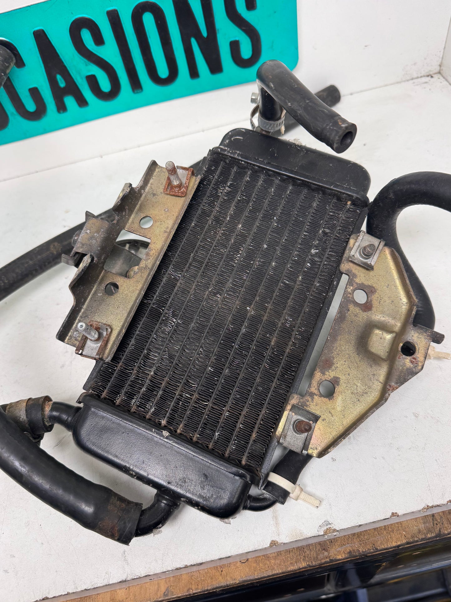 piaggio zip sp98 radiateur met alle beugels en tankt