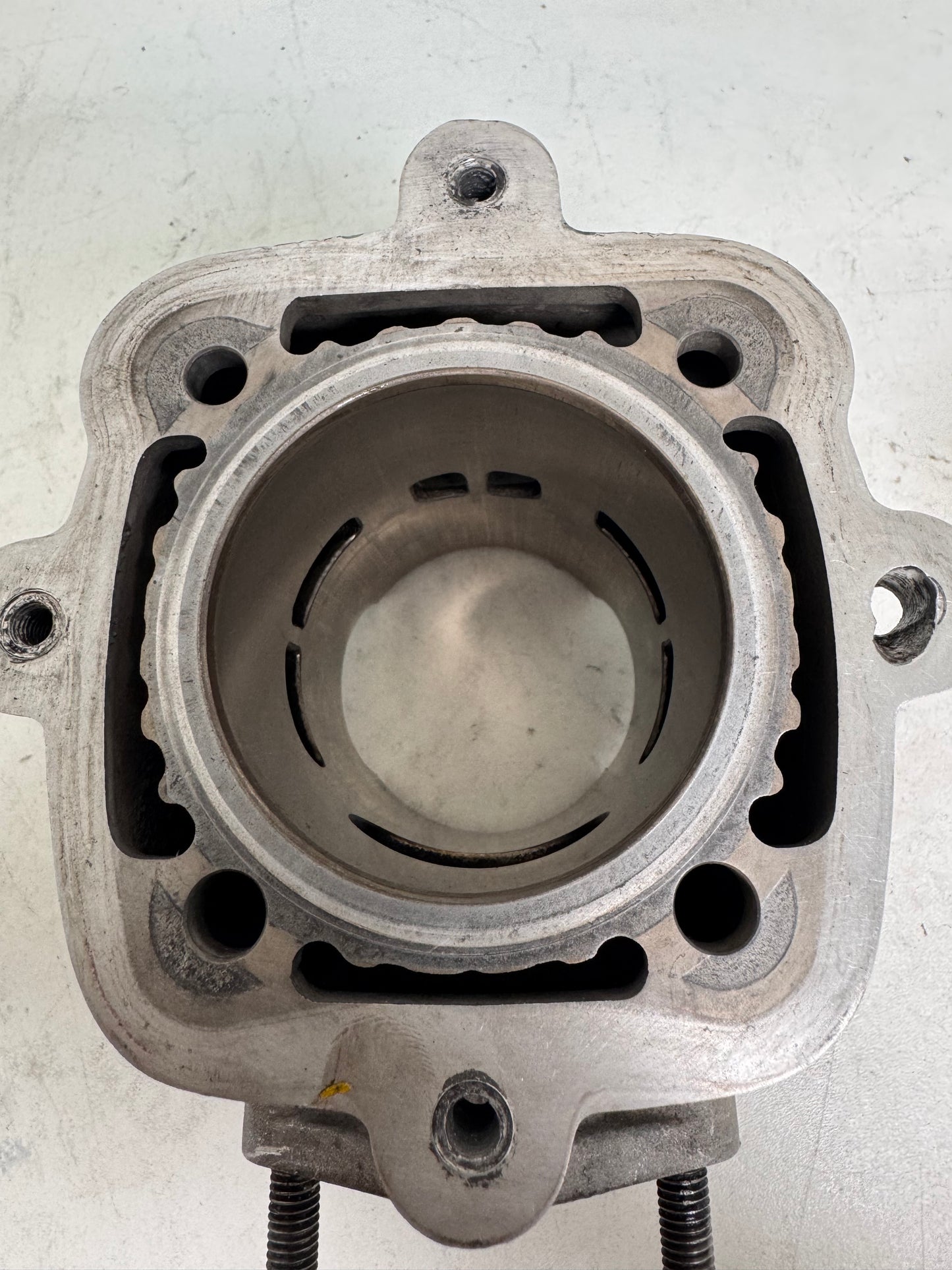 Malossi 172cc cilinder set stage 2 • LC