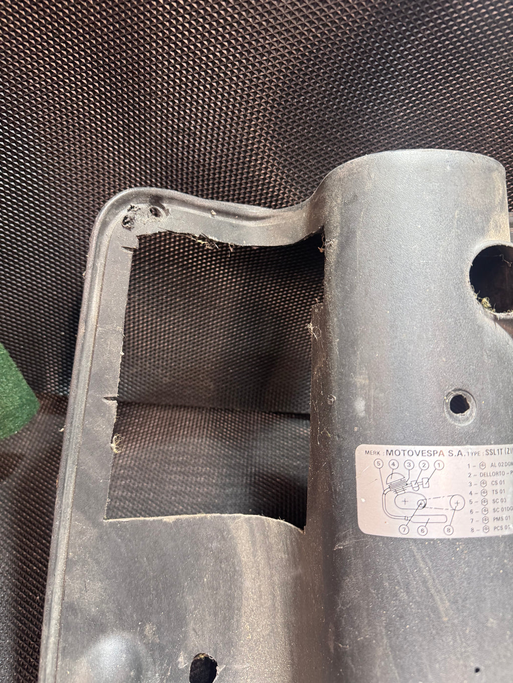 piaggio zip t3 beenschild aangepast voor 98