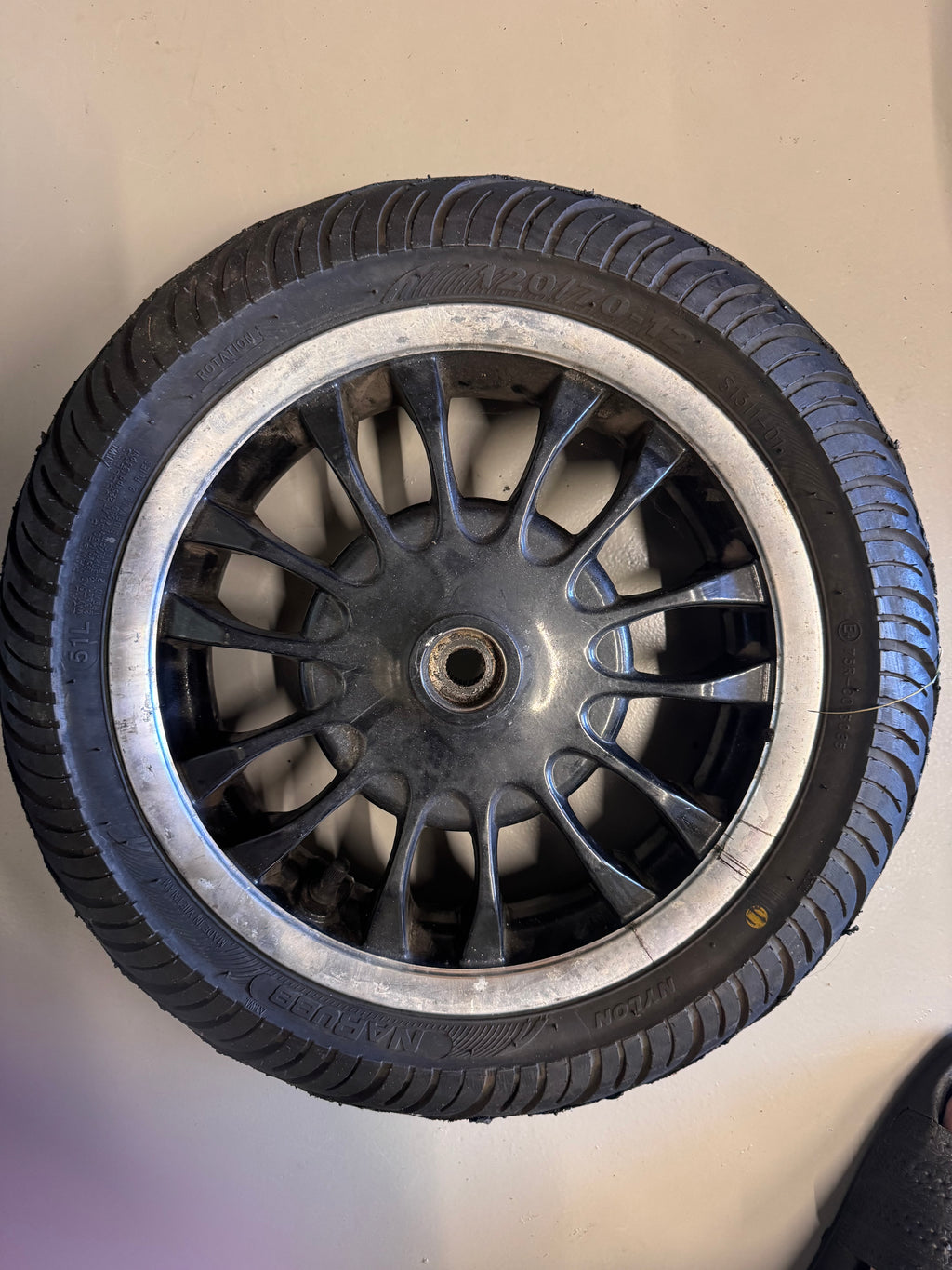 vespa sprint achterwiel gebruikt