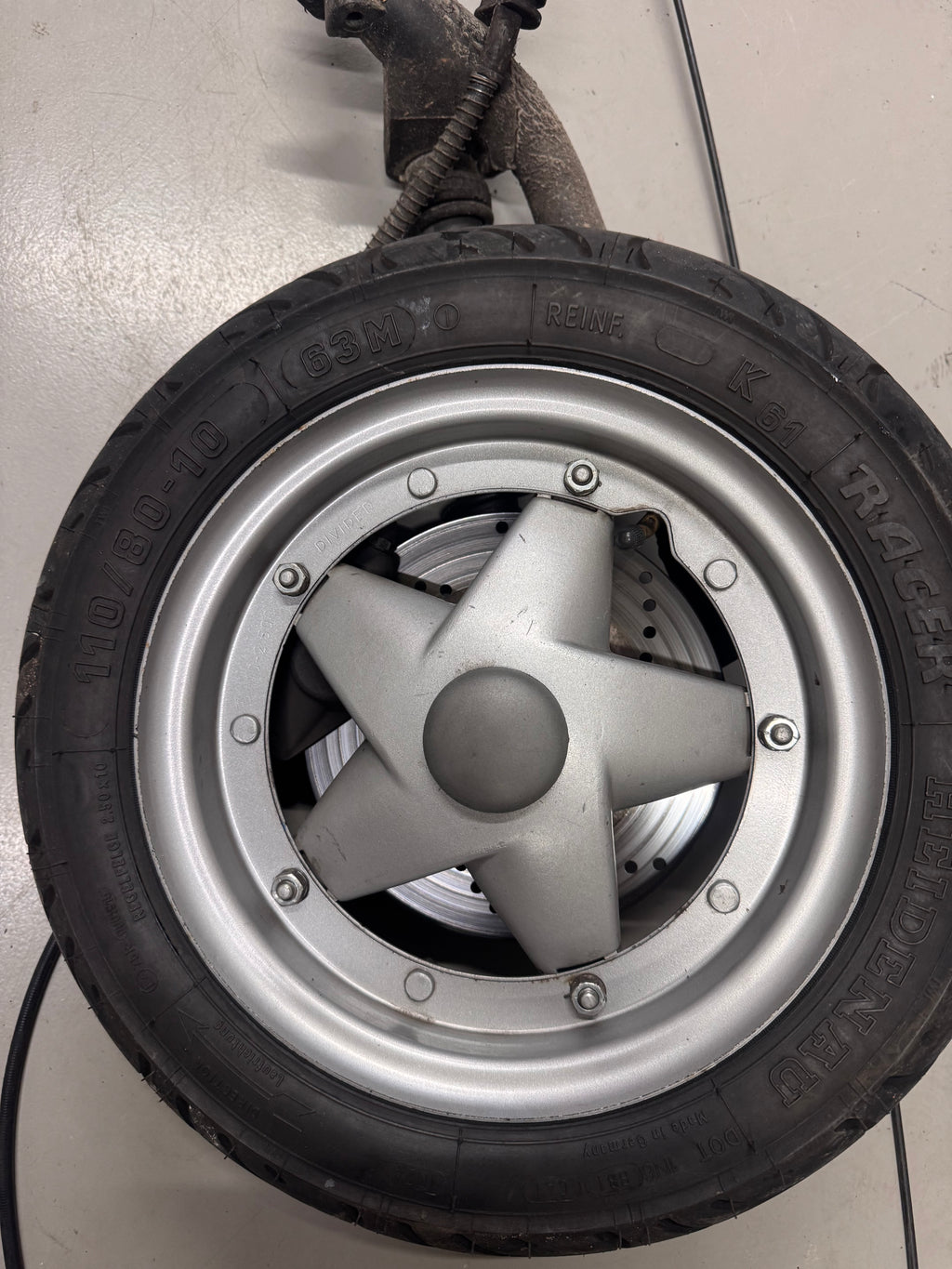 piaggio skr voorvork met verse velg en band + stuur