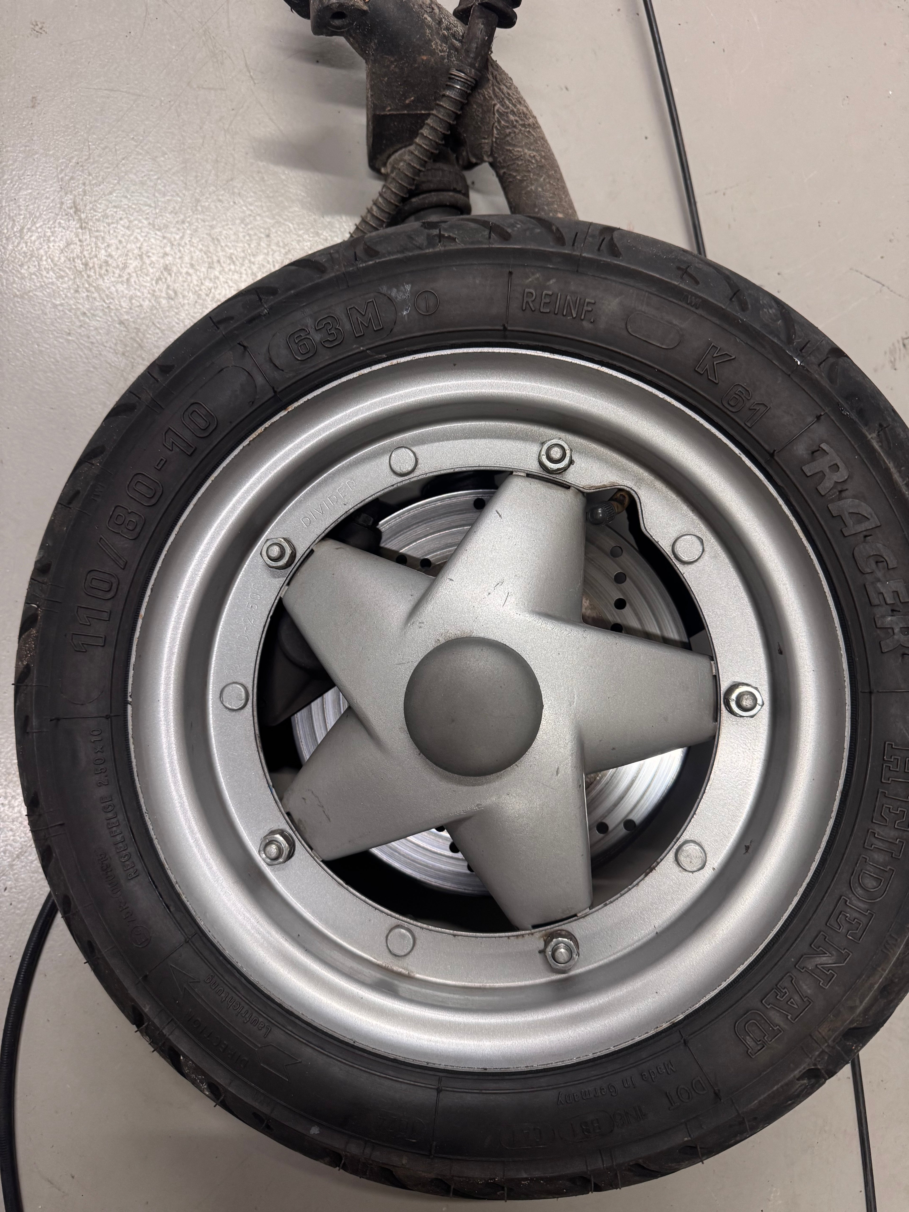 piaggio skr voorvork met verse velg en band + stuur