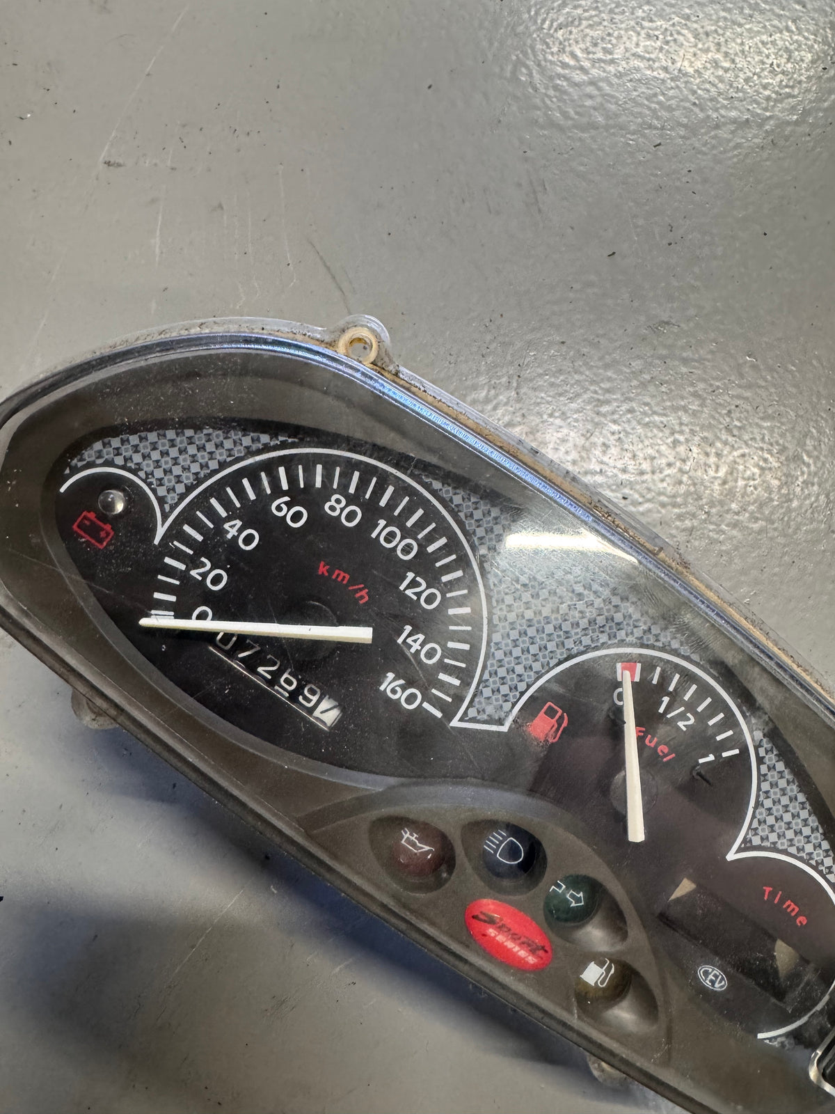 Typhoon 160 motorteller