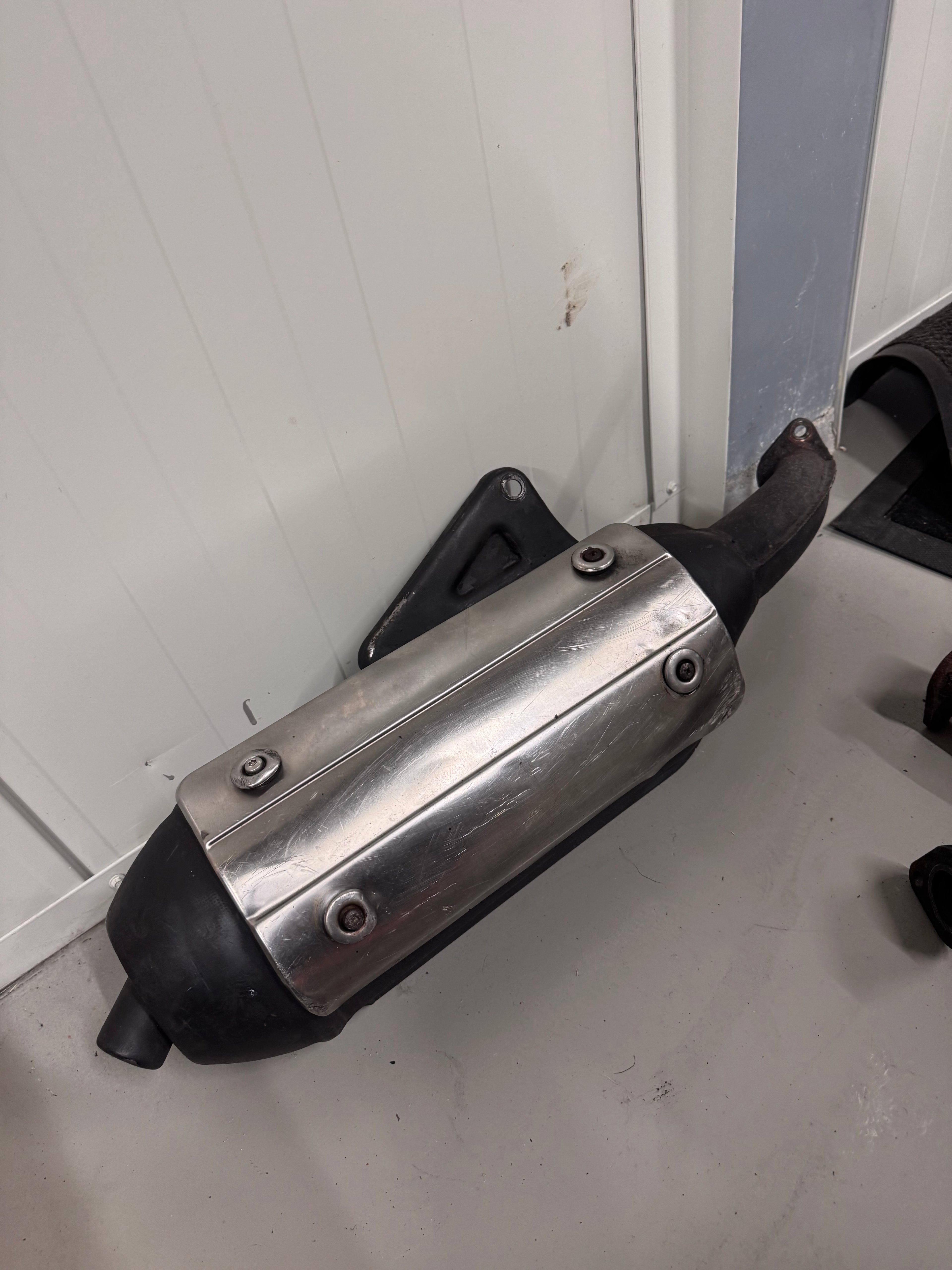 Piaggio SM06 uitlaat 125cc/180cc