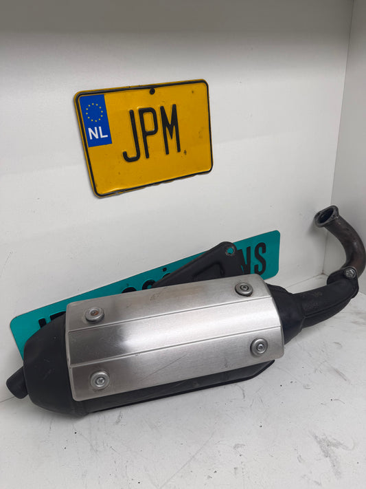 SM06 uitlaat origineel met rvs bocht 125cc/180cc