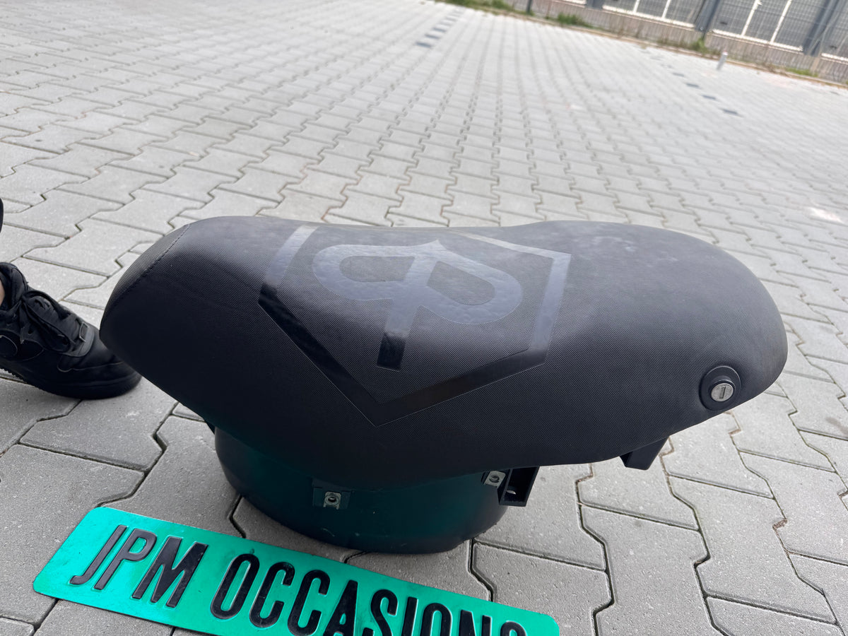 piaggio zip sp zadel met buddybak
